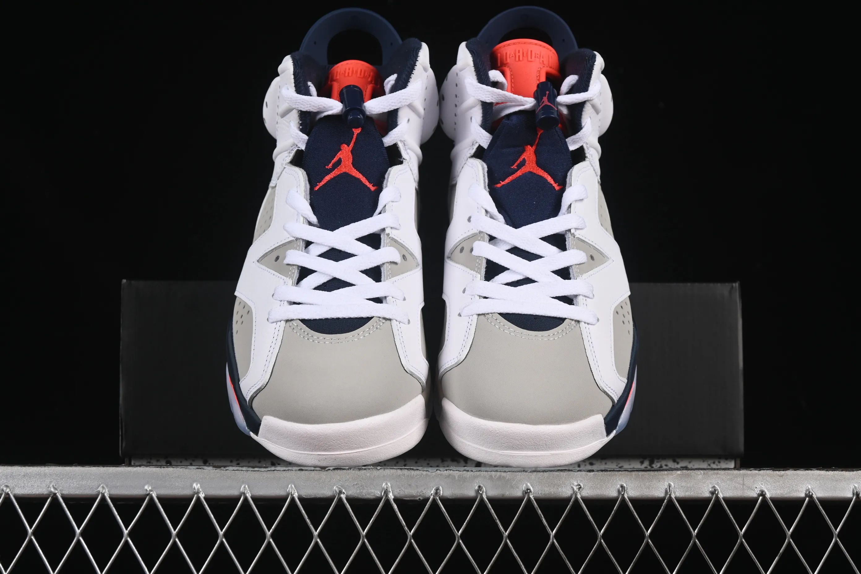 All categories Air Jordan Jordan series basketball shoes Air Jordan 6 F version Air Jordan 6 Retro "Tinker" AJ6 Joe 6 manuscript infrared 384664-104